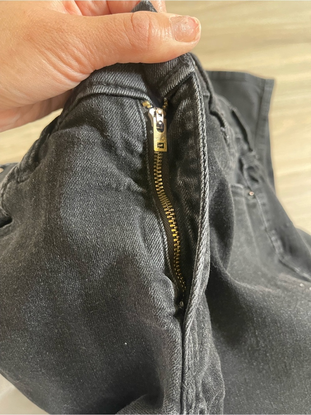 Hollister Men's Black Skinny Jeans - Size 32x30 - Picture 3 of 6